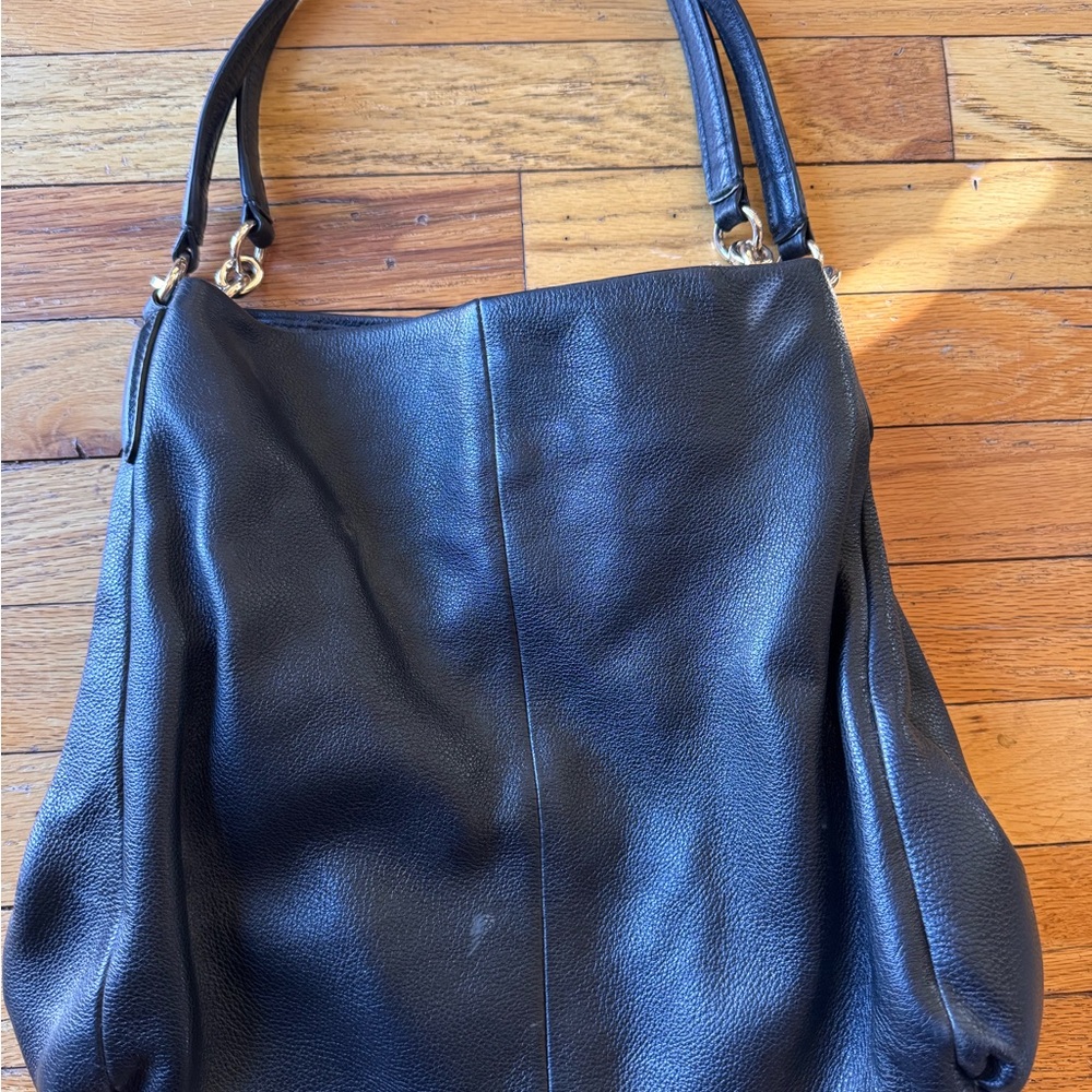 Elegant Black Leather Tote Bag